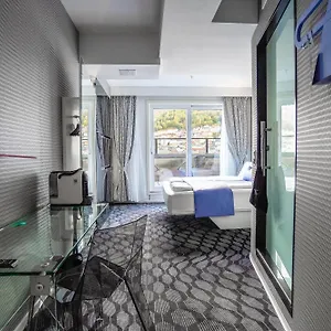 4* Szálloda Magic & Kloverhuset